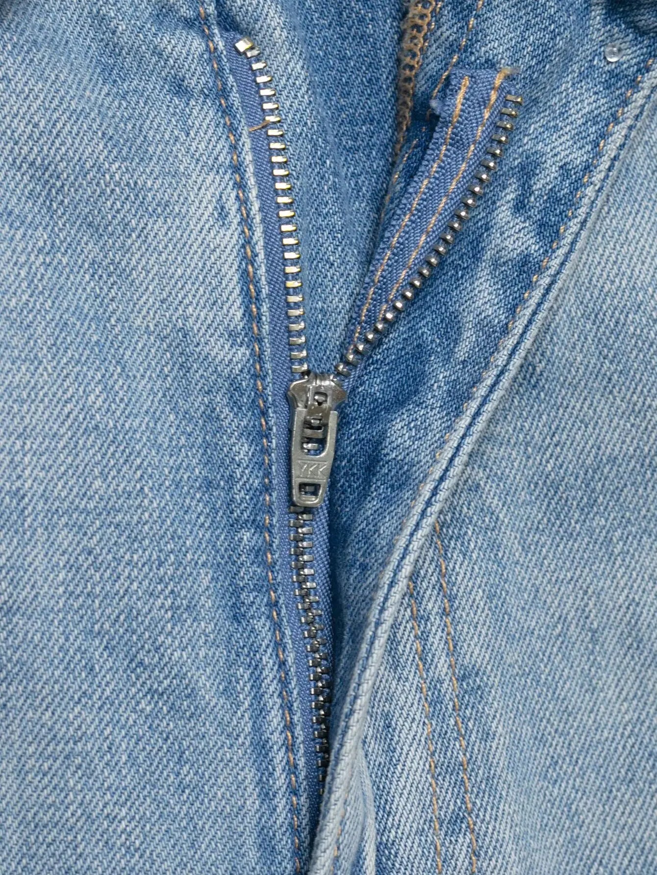 Barrel jeans