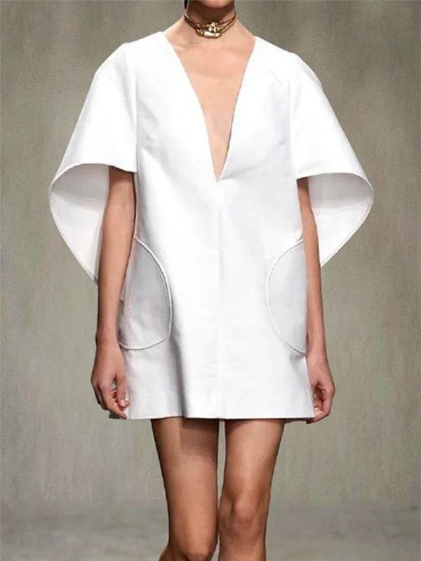 Loose fit short dress highly elegant box shoulder