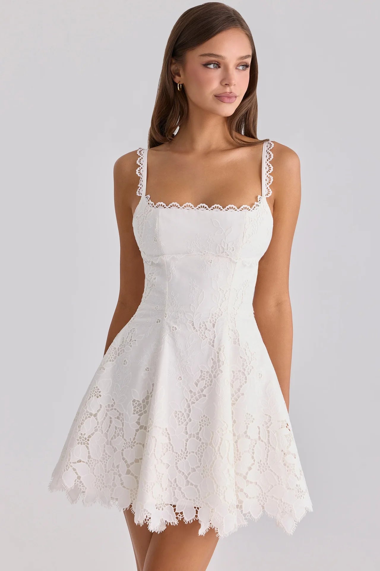 Elegant Backless Lace Trim Embroidery Mini