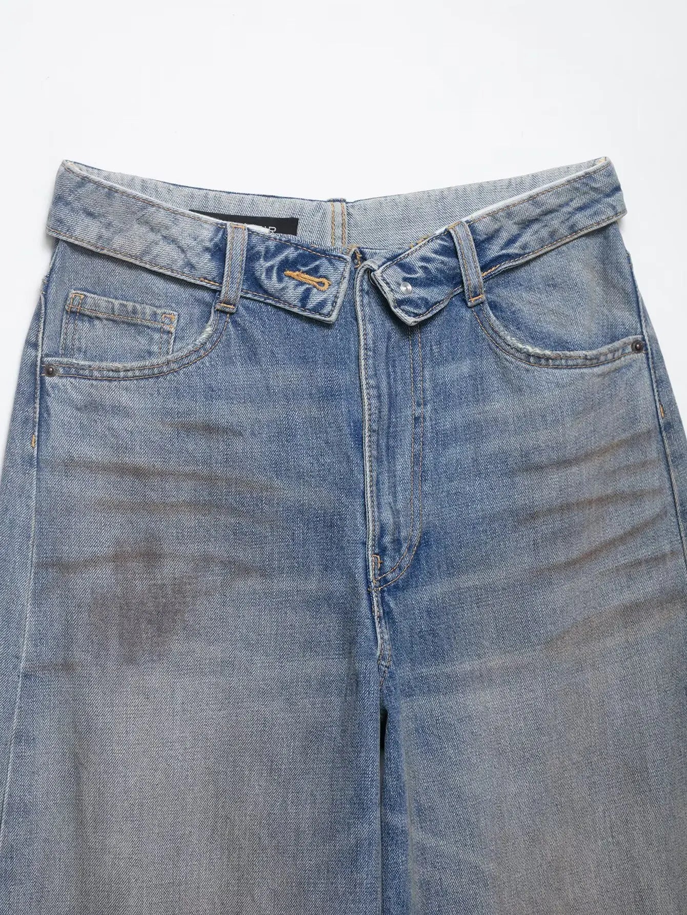 Barrel jeans