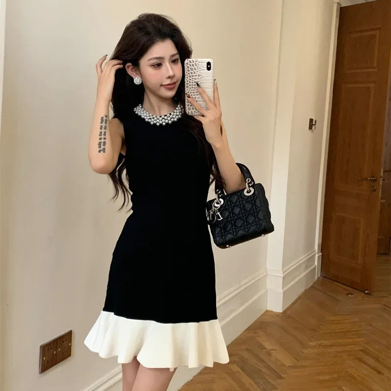 Elegant Pearl Detail Knitted Mini Sandro Dior