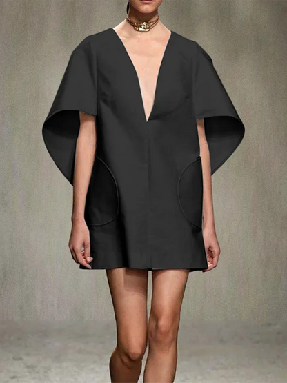 Loose fit short dress highly elegant box shoulder