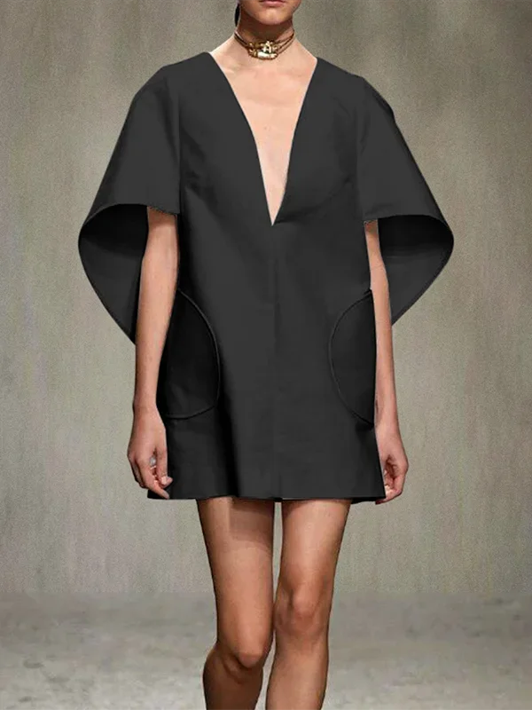 Loose fit short dress highly elegant box shoulder