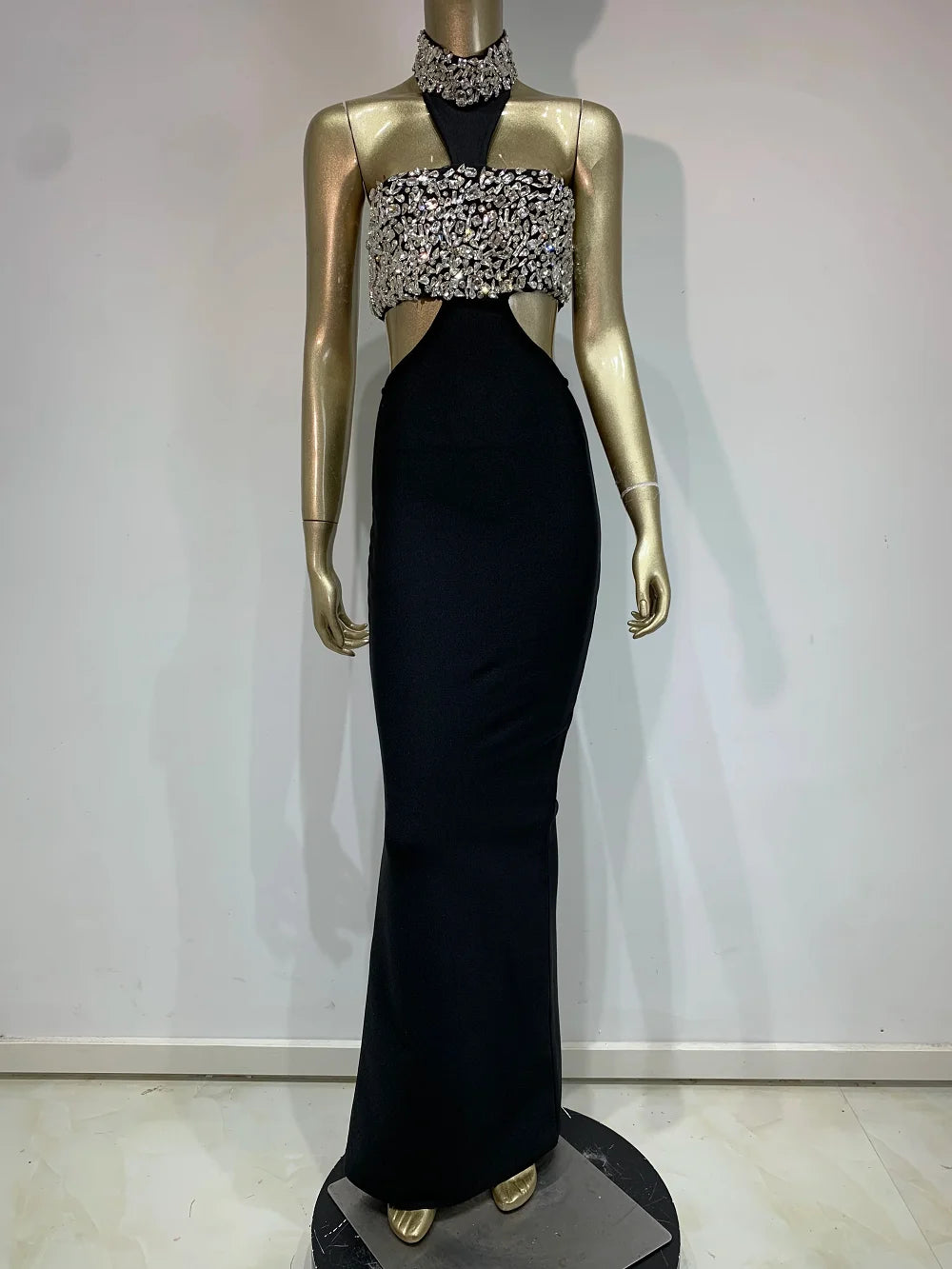 2025 Women Celebrity Sexy Halter Beading Crystal Black Maxi Long Bodycon Bandage Dress Elegant Evening Club Party Dress