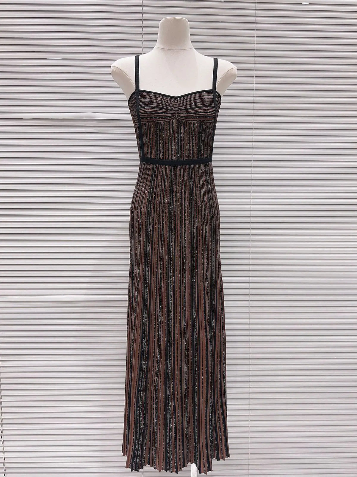 High-End Version Bright Thread Beach Style Long Dress Fashionable Strapless Sleeveless Backless Dress Elegant Holiday Wear