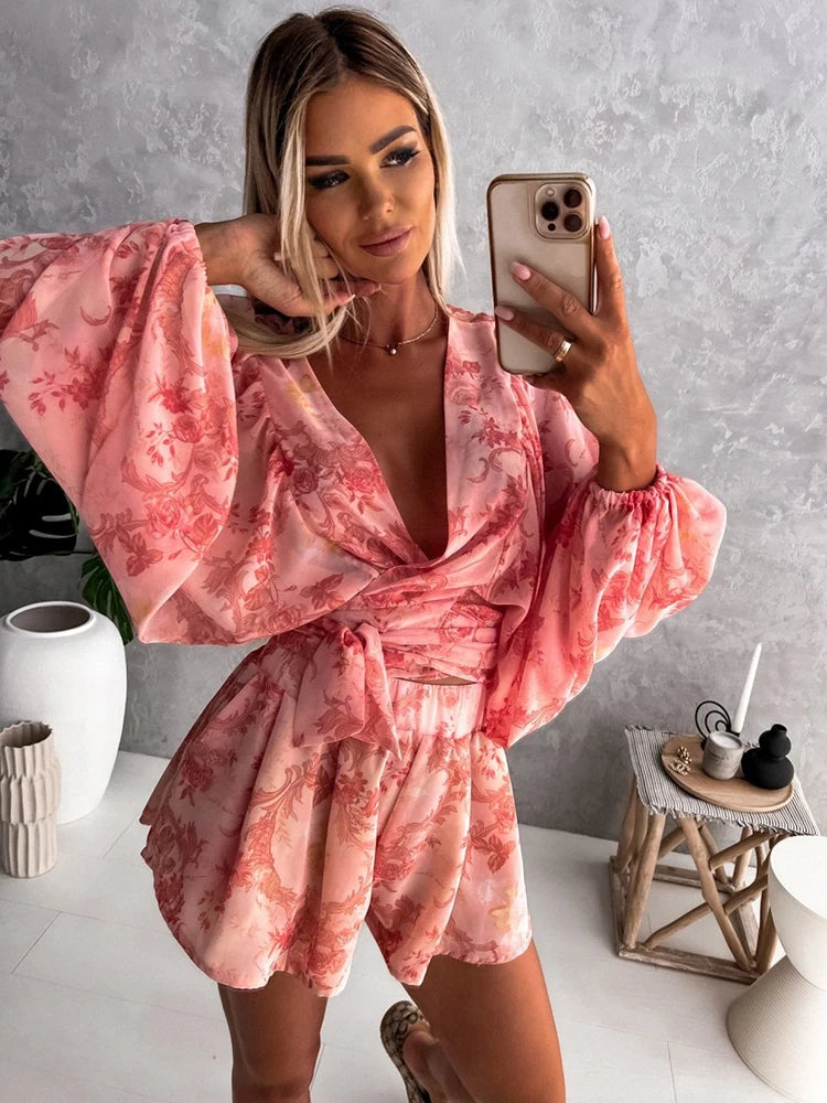 Boho Chic V-Neck Lantern Sleeve Romper