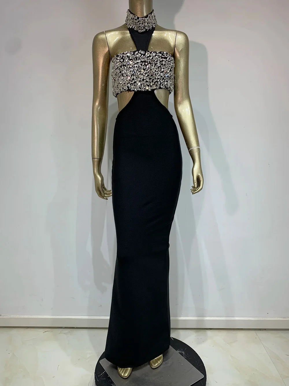 2025 Women Celebrity Sexy Halter Beading Crystal Black Maxi Long Bodycon Bandage Dress Elegant Evening Club Party Dress