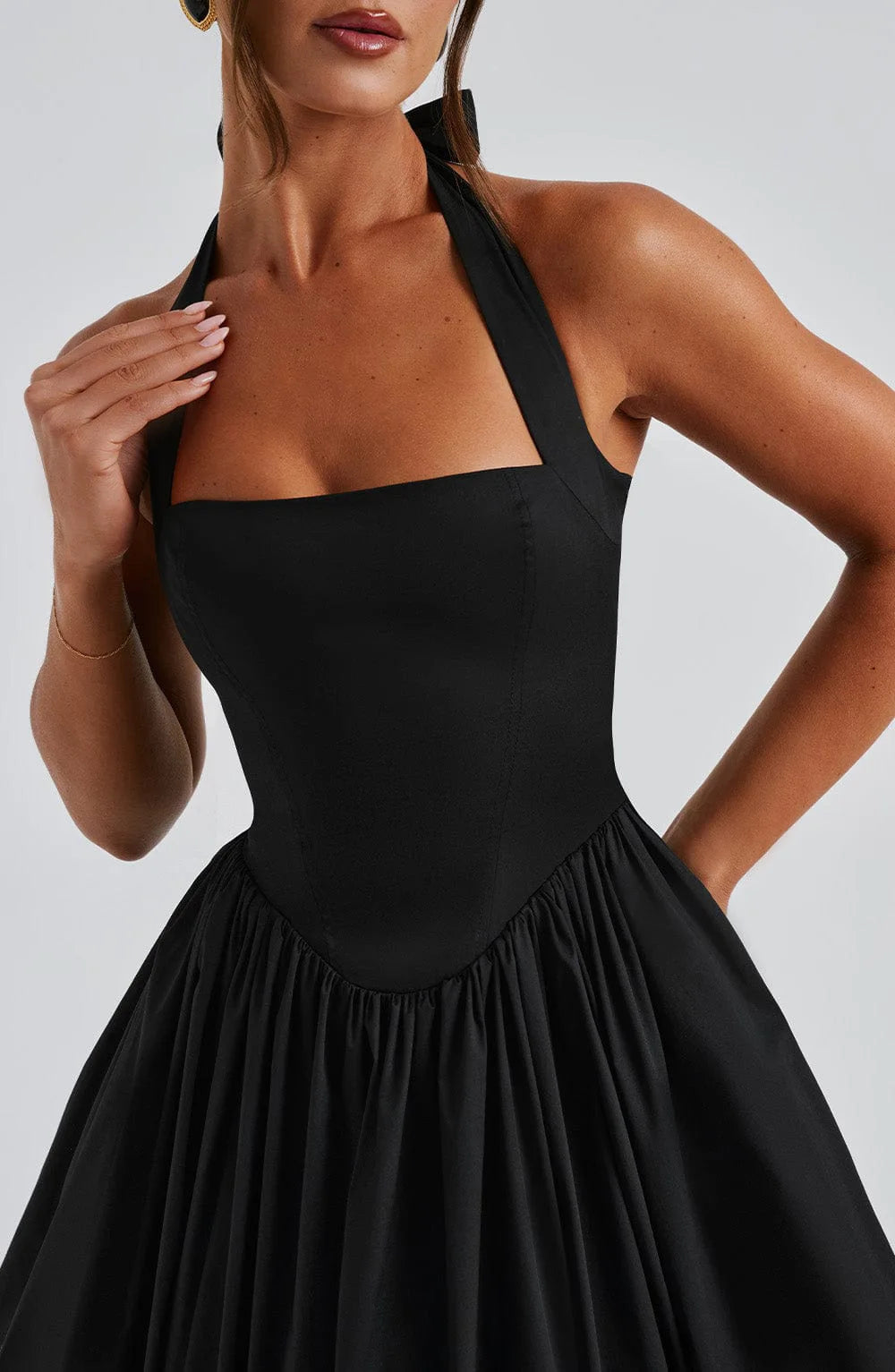 Queen Midi Trendy Halter