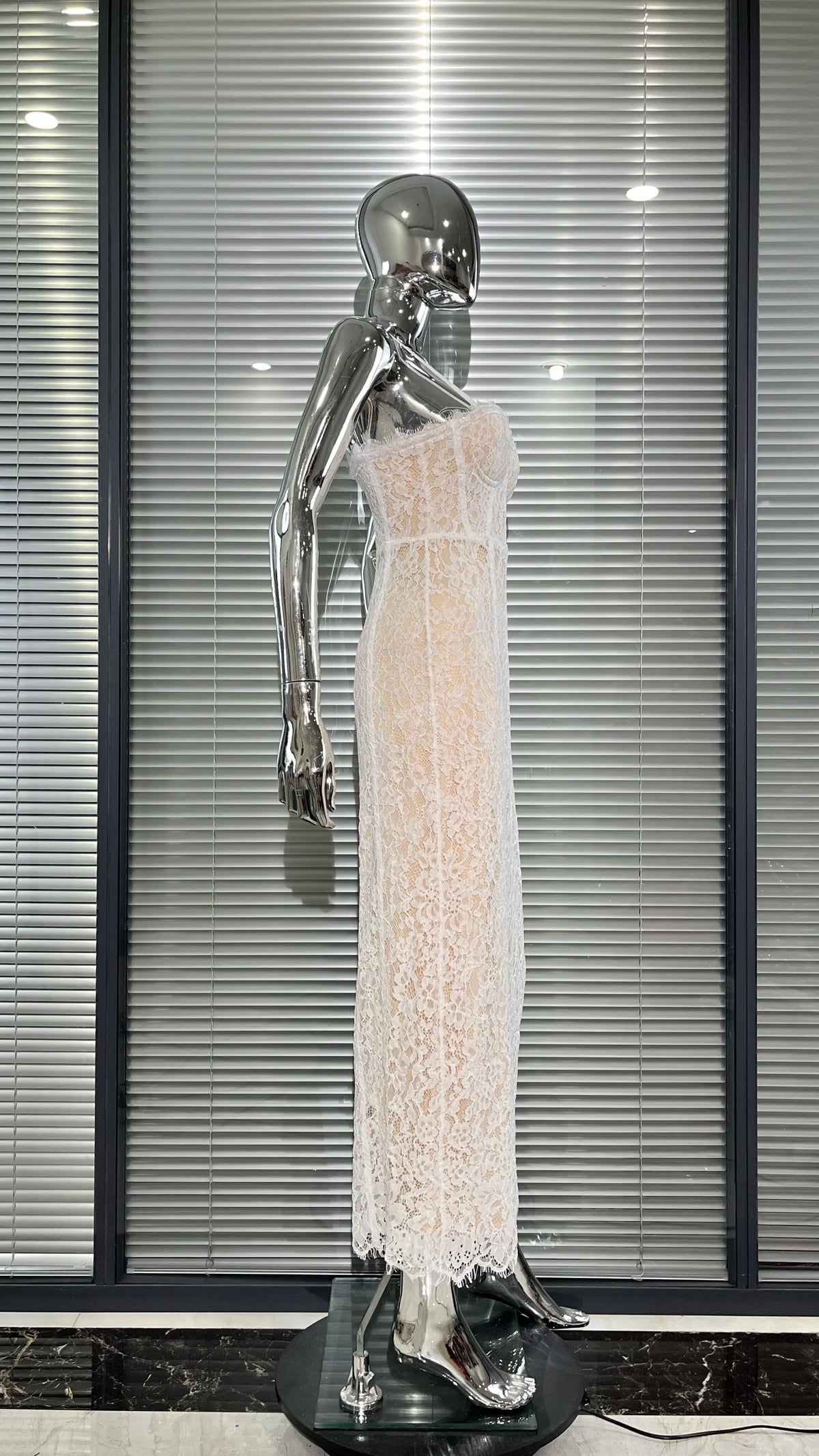 2025 Sexy See Through Lace Spaghetti Sleeveless Bodycon Long Dress Elegant Woman Party Vestido Celebrity Evening Party Outfit - Shellss