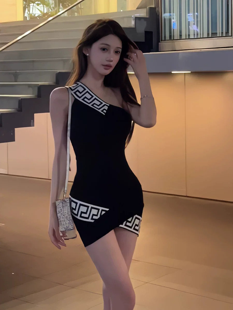Black Skew Collar Off Shoulder Dresses Female Temperament Irregular Mini Dress Summer Slim Trend Bodycon Sleeveless Sexy Dress