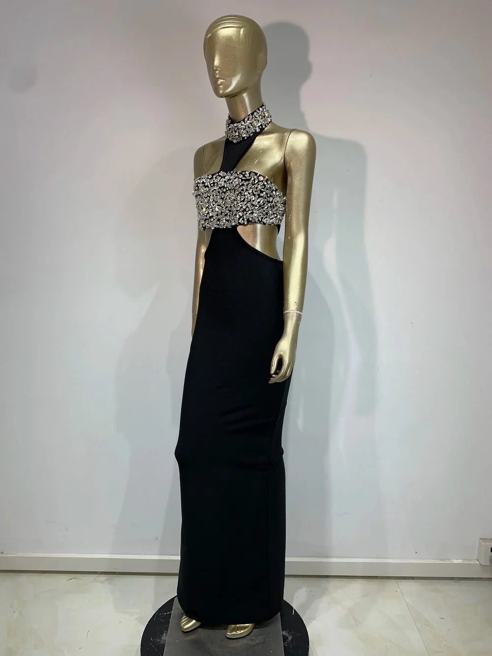 2025 Women Celebrity Sexy Halter Beading Crystal Black Maxi Long Bodycon Bandage Dress Elegant Evening Club Party Dress