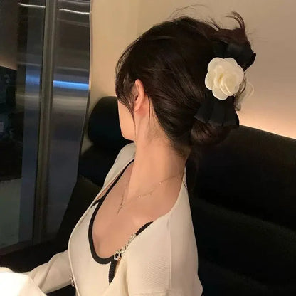 Camelia flower hairclip