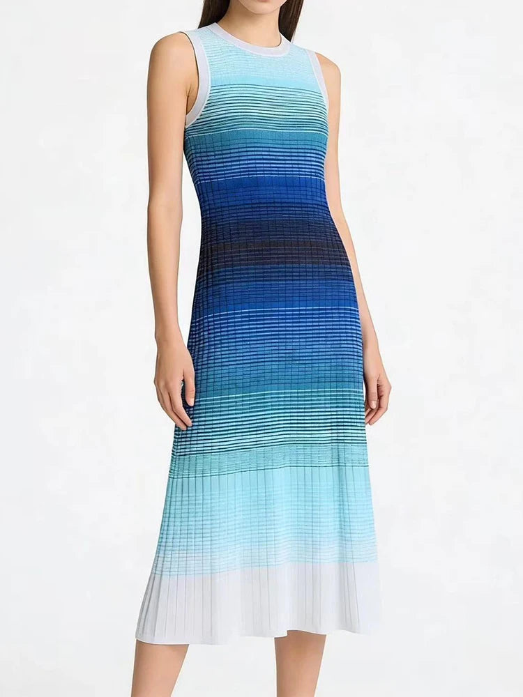 Summer New Fashion Blue Gradient Knitted Tank Dress Women Temperament O-Neck Slim Simple  Sleeveless Long Robe Ladies 2026