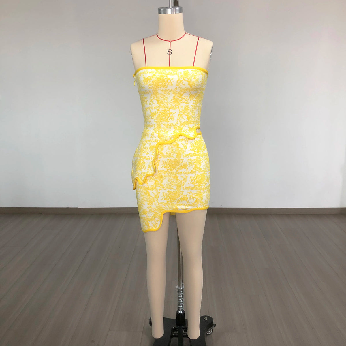 Rose Pink Yellow White Jacquard Two Piece Set Women Strapless Crop Top and Mini Skirt Bodycon Nightclub Party Outfit Bandage Set