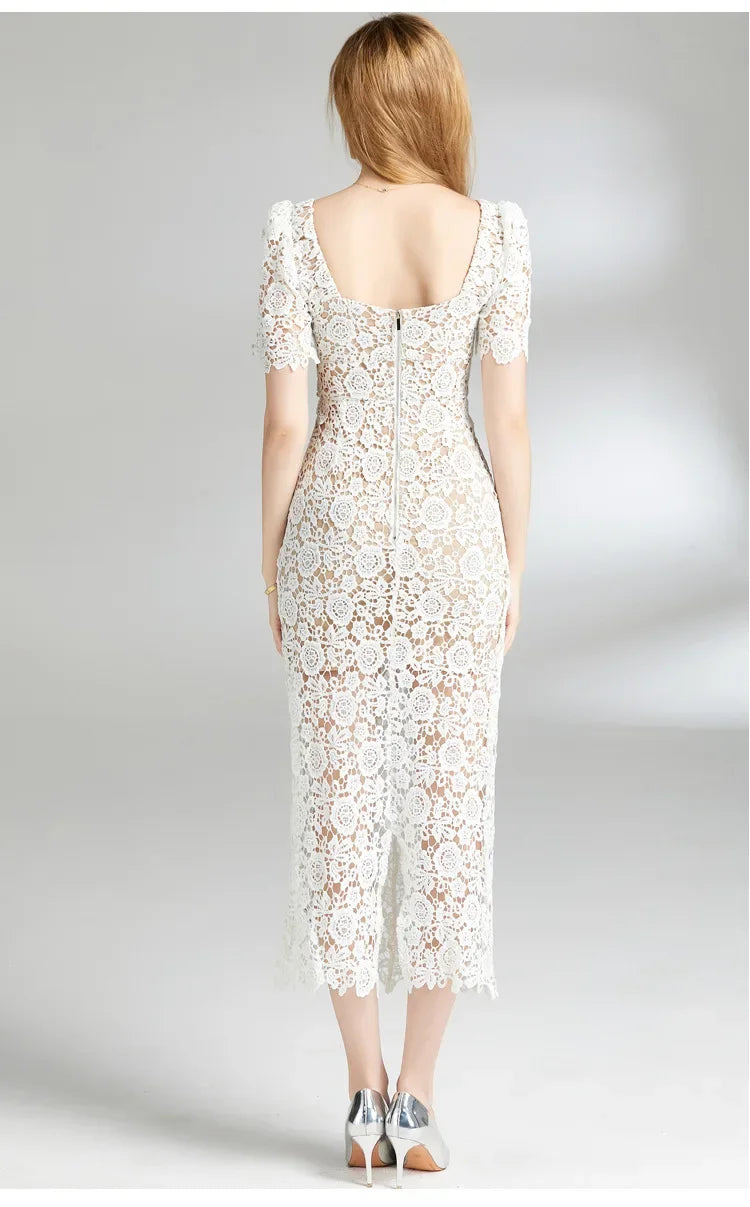 Slimming Lace Dress clio