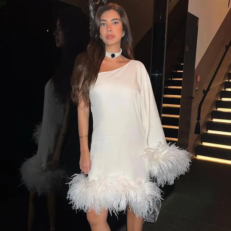 One Shoulder Feather Mini clio