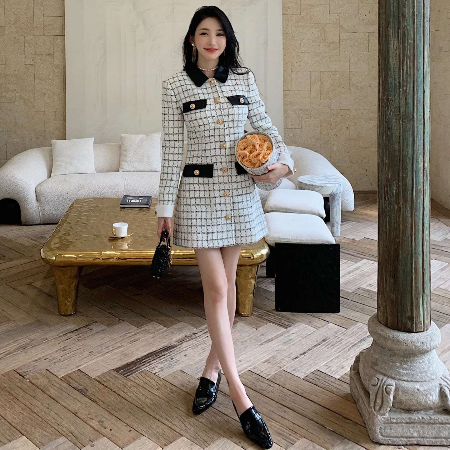 Tweed self portrait clio - netflix ‘his&hers’