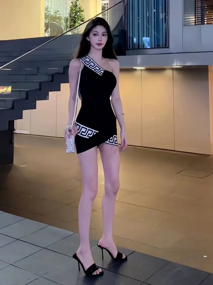 Black Skew Collar Off Shoulder Dresses Female Temperament Irregular Mini Dress Summer Slim Trend Bodycon Sleeveless Sexy Dress
