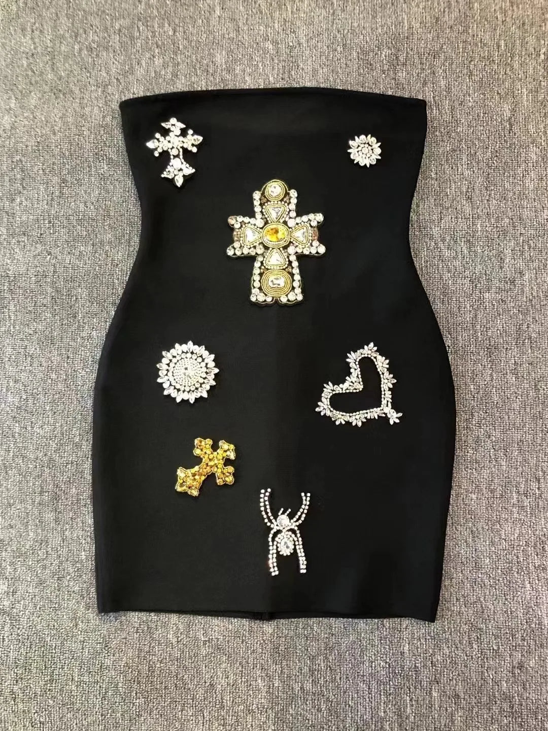 Hot Sale Celebrity Party Women's Sexy Bandage Dress Strapless Black Short Mini Beaded Gown for Special Occasions