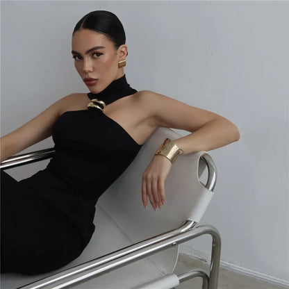 1 Twisted neck Off-shoulder