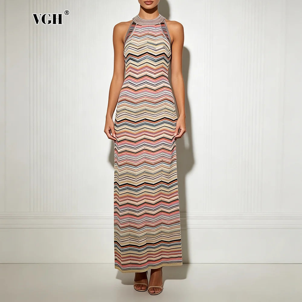 VGH Chic Multicolor Chevron Striped Knit Maxi Dress for Women Halter Sleeveless High Neck Keyhole Back Button Closure Bodycon