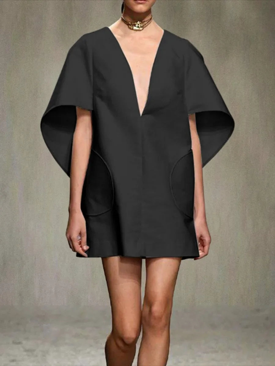 Loose fit short dress highly elegant box shoulder