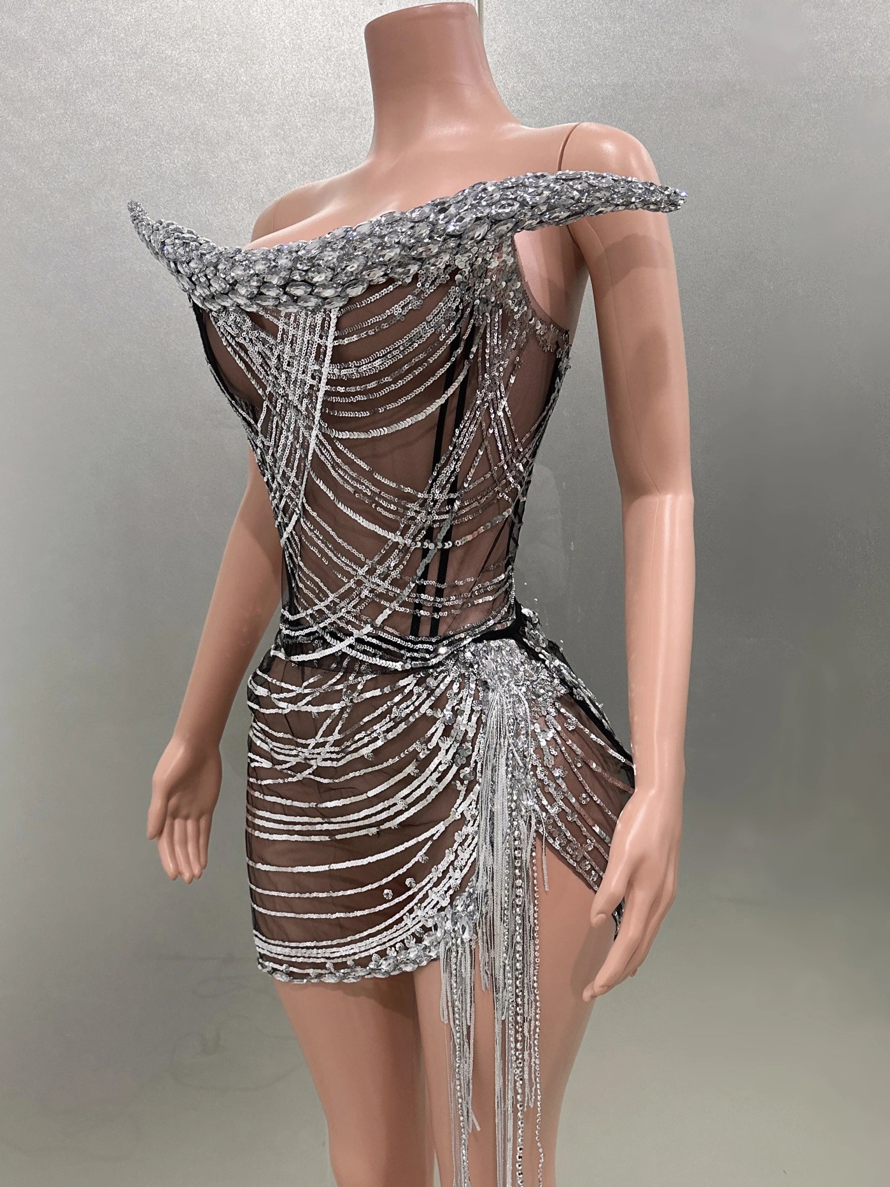 Shinning Tassels Chain Sexy Strapless