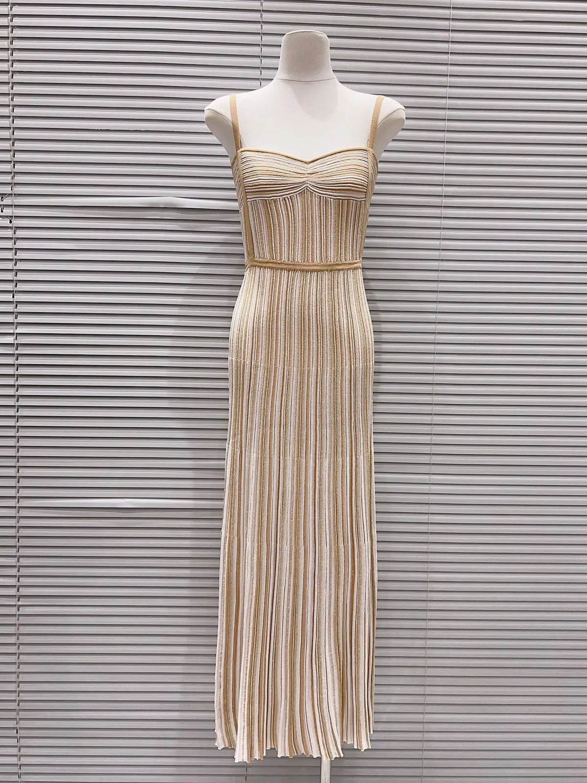 High-End Version Bright Thread Beach Style Long Dress Fashionable Strapless Sleeveless Backless Dress Elegant Holiday Wear