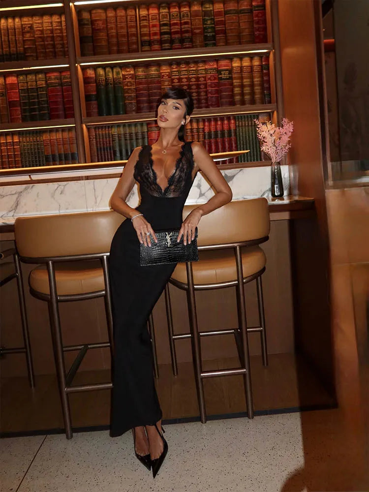 Huhugirl Elegant Long Dresses Sleeveless Lace Patchwork Deep V-Neck Backless Party Club Fashion Summer Style For Women Solid