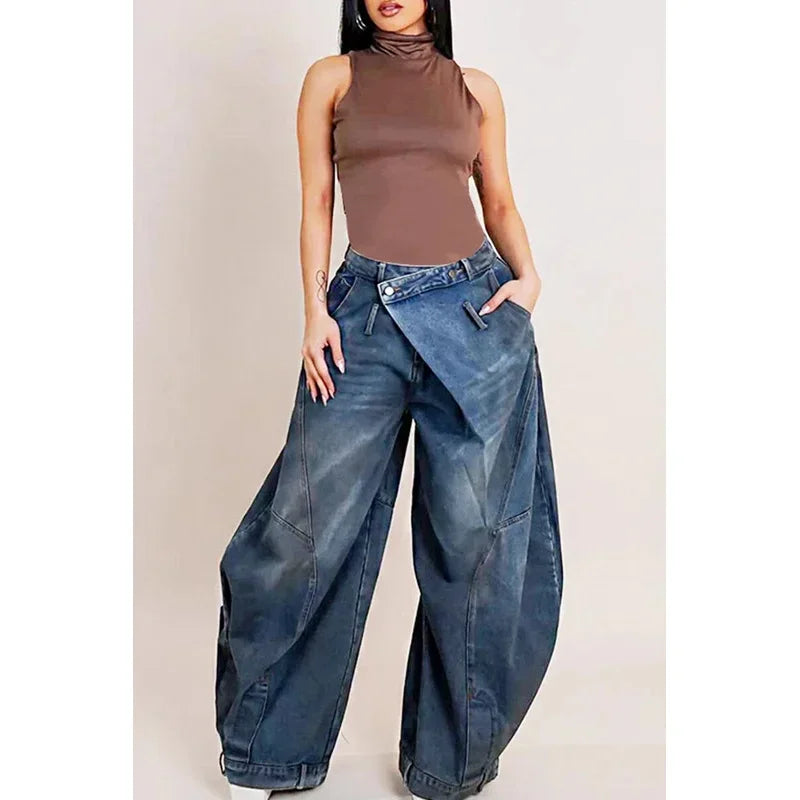 Asymmetric Button Pocket Washed Jean