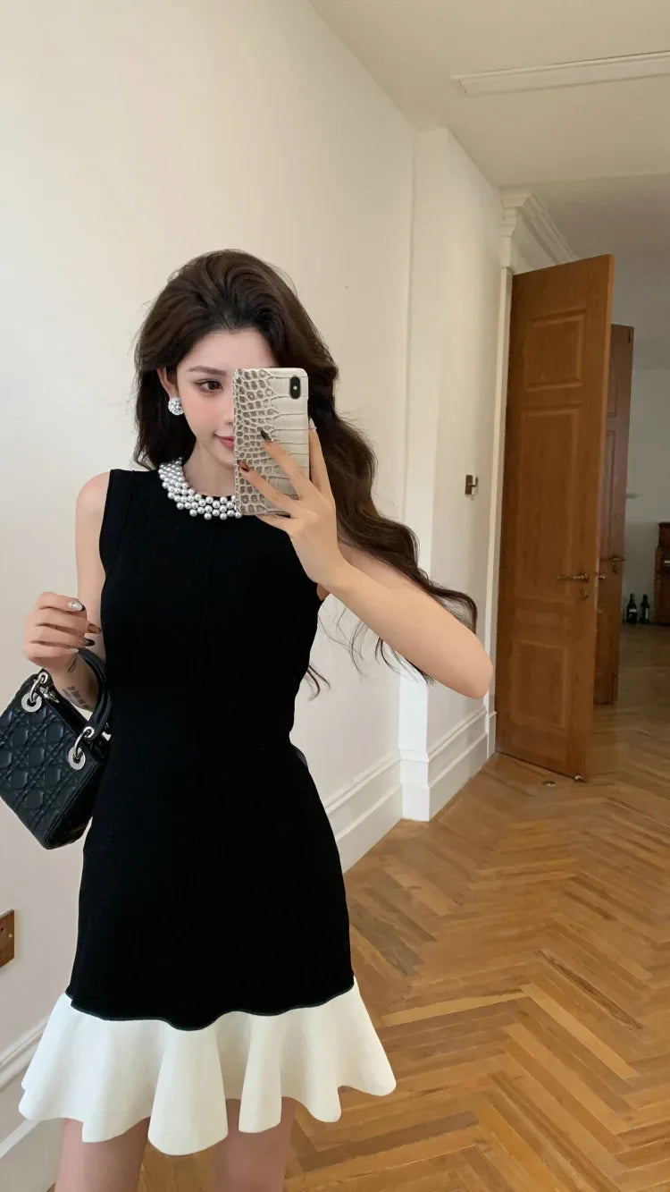 Elegant Pearl Detail Knitted Mini Sandro Dior