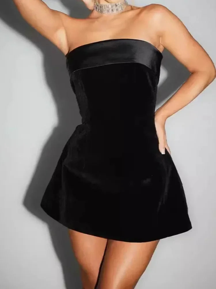 Elegant Burgundy Strapless Tube Velvet Mini