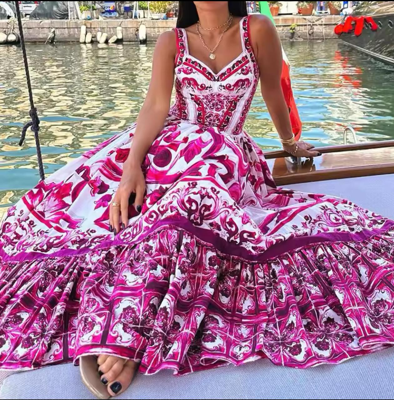 2 Queen Majolica Print Italian Dress